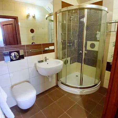 Aparthotel Vesta Centrum Konferencyjno Wypoczynkowe 3*