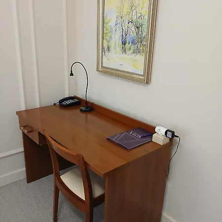 Vesta Centrum Konferencyjno Wypoczynkowe Aparthotel 3*