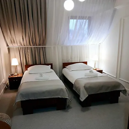 Aparthotel Vesta Centrum Konferencyjno Wypoczynkowe 3*