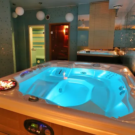 Vesta Centrum Konferencyjno Wypoczynkowe 3*