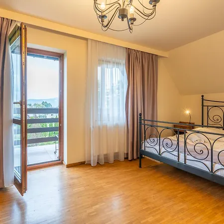 Vesta Centrum Konferencyjno Wypoczynkowe 3*