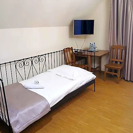 Vesta Centrum Konferencyjno Wypoczynkowe Apart-hotel 3*