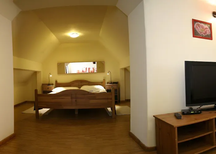 Vesta Centrum Konferencyjno Wypoczynkowe Apart-hotel 3*