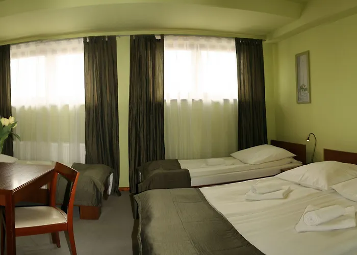 מלון דירות Vesta Centrum Konferencyjno Wypoczynkowe 3*