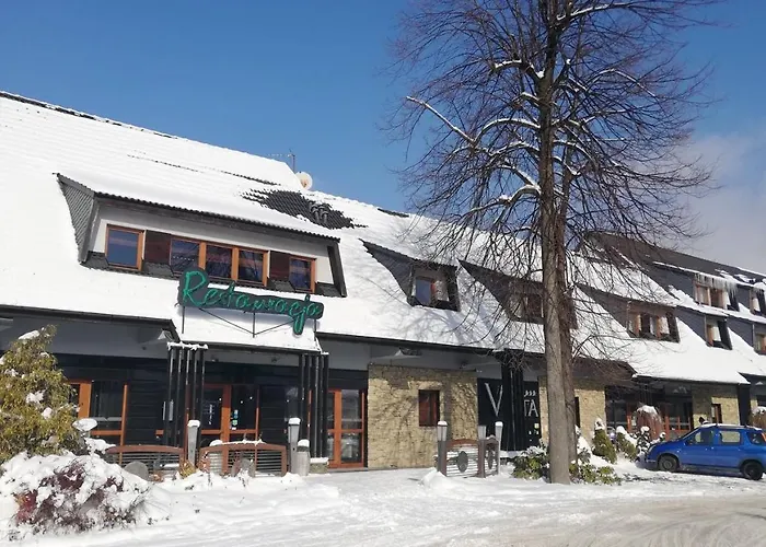 Vesta Centrum Konferencyjno Wypoczynkowe Aparthotel 3*